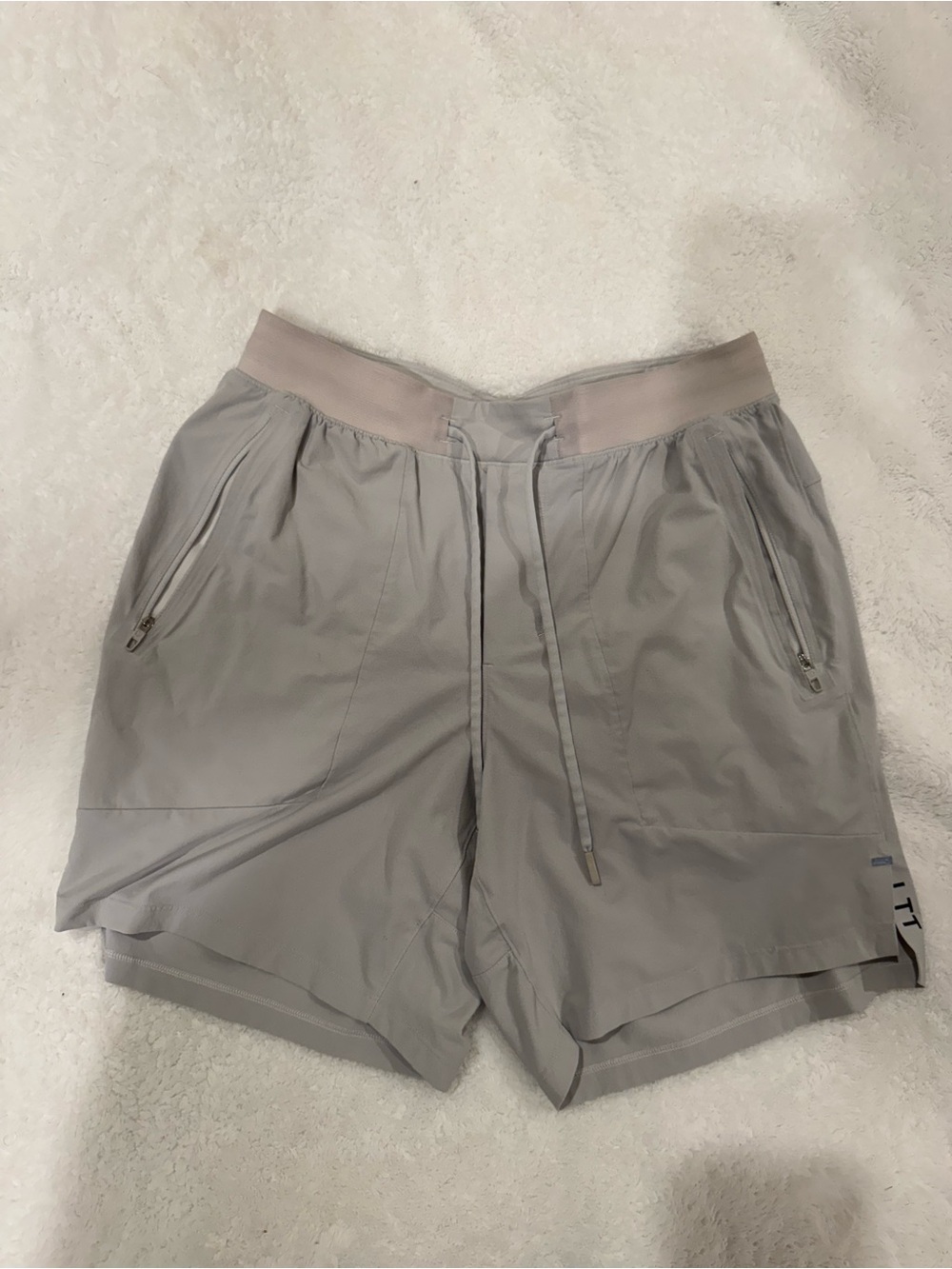 Men's lululemon Gray License to Train Shorts Sz M